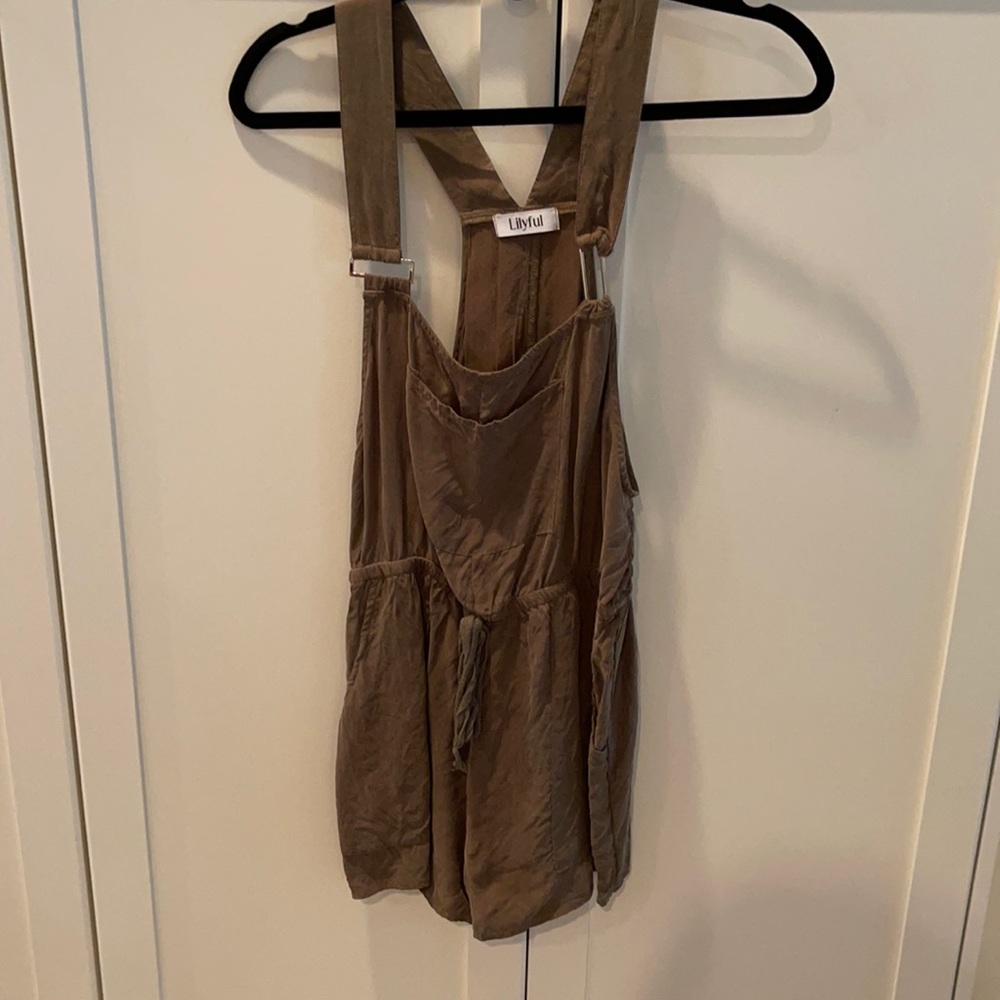 Overall shorts